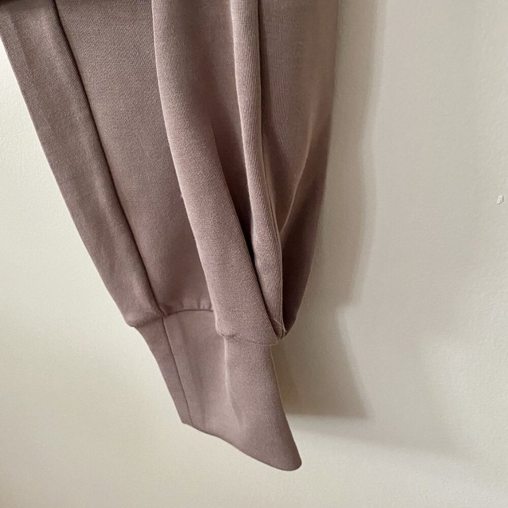 Varley The Relaxed Pant 25" NWT - Picture 10 of 11